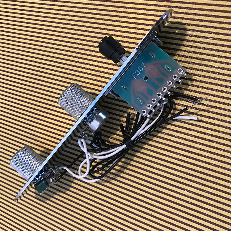 Integration of Tele guitar Switch